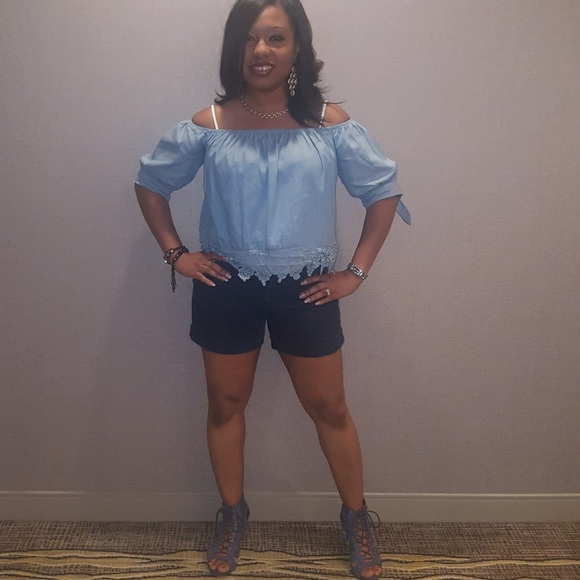 Crochet Trim Tie Cuff Chambray Bardot Top - Picture 2 of 2